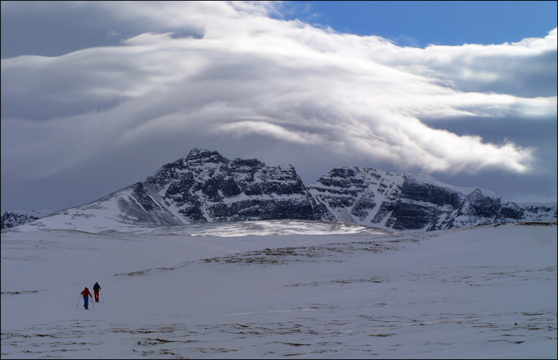 Wolkenspiele über Rondanes Höchsten